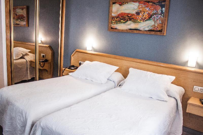 Nest Style Santiago Hotel