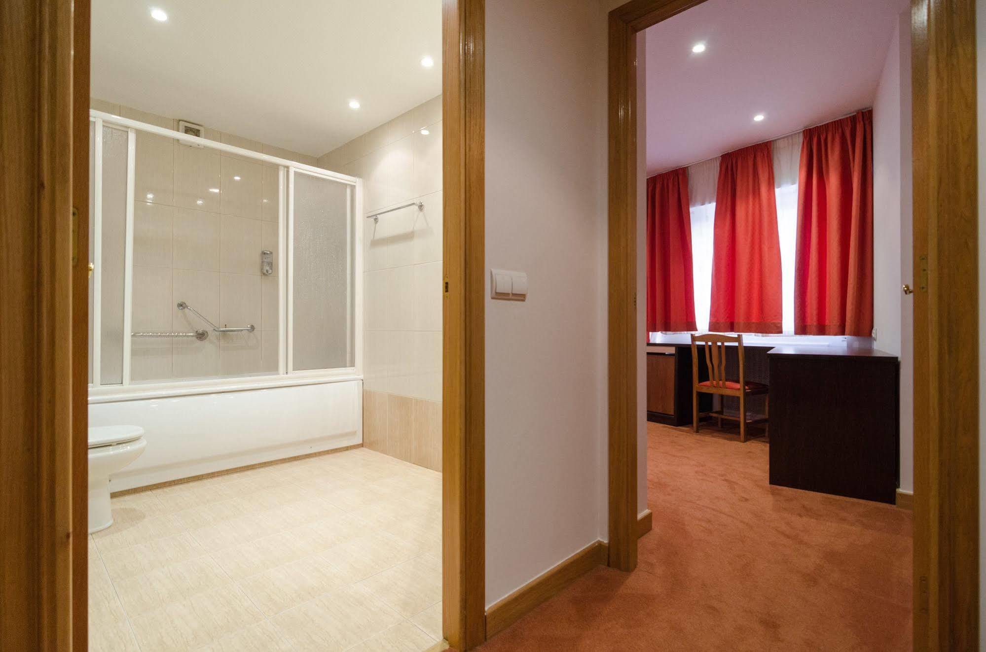 Nest Style Santiago 3*